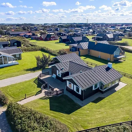 Holiday home Fotij - 120m From The Sea By Interhome Lokken
